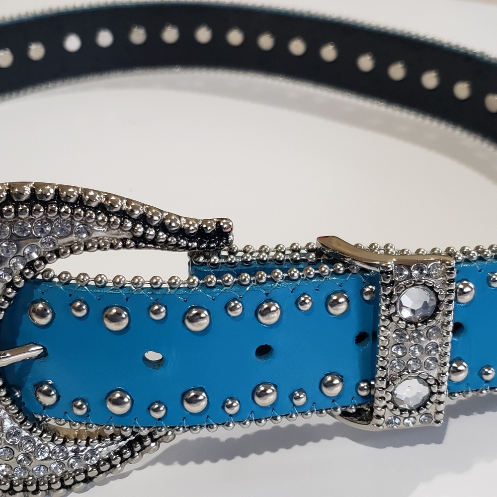 Lake shore drive leather belt blue & silver